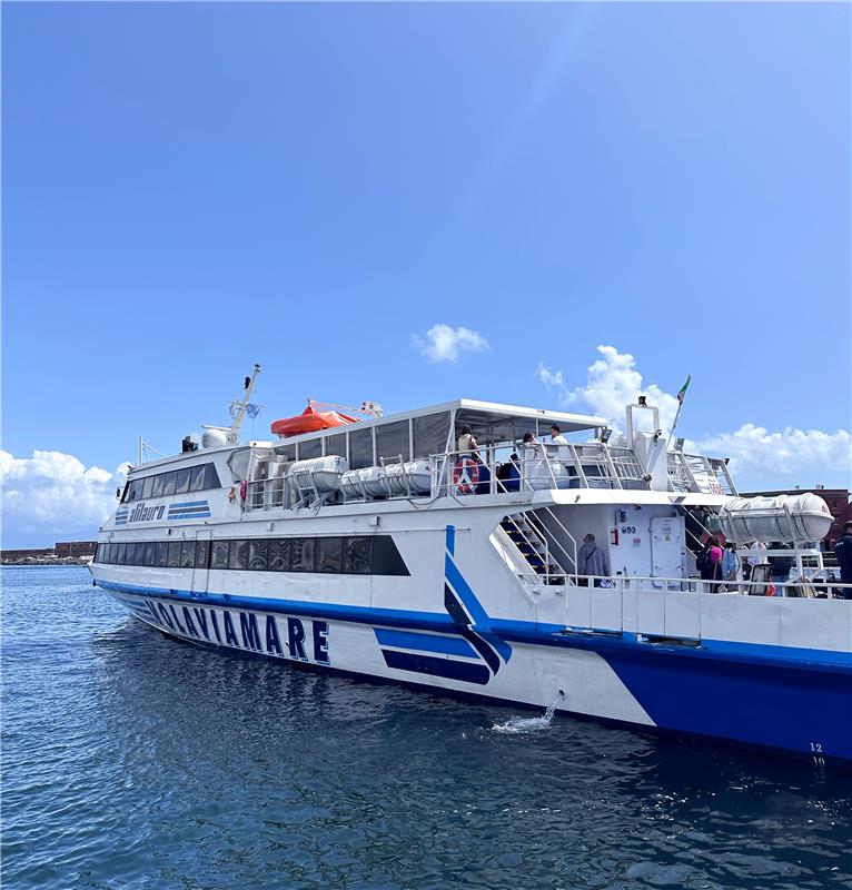 iHelm installation on Celestina in Italy